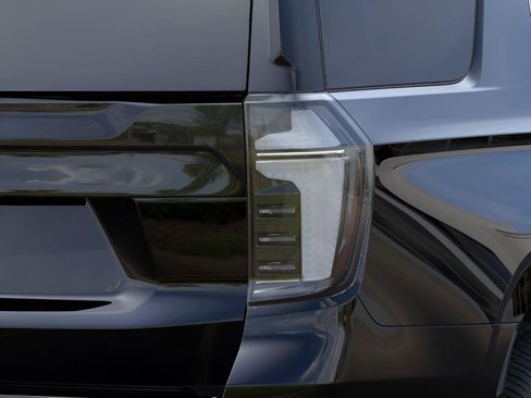 New 2026 Chevrolet Tahoe High Country w/ LPO, Illumination Package RWD image 11