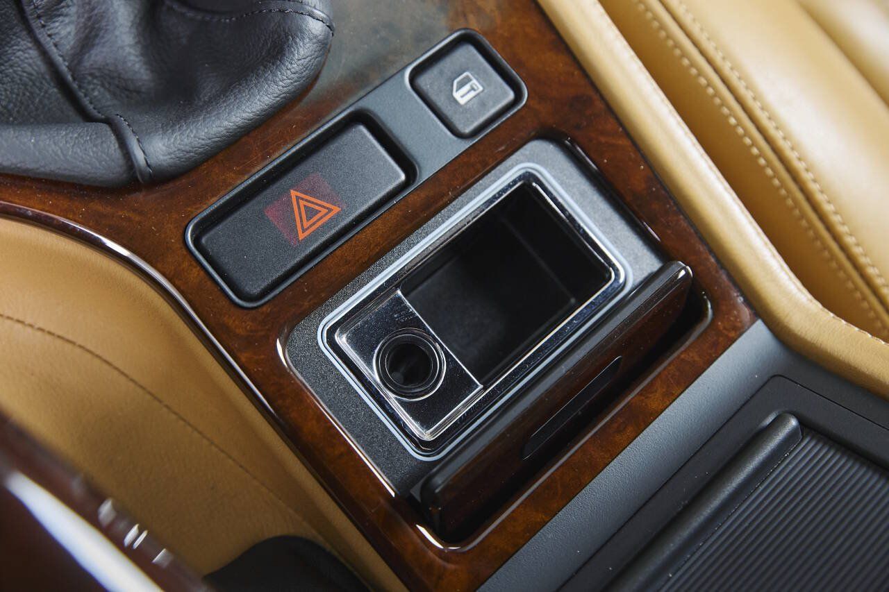 Used 2003 BMW M5 RWD image 64