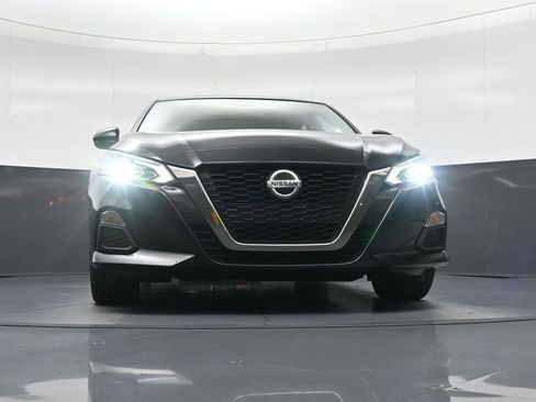 Used 2022 Nissan Altima 2.5 SR FWD image 17