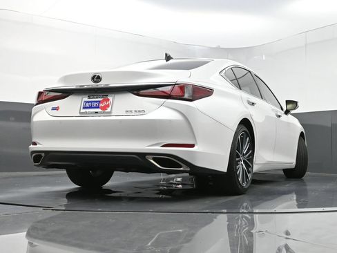 Used 2023 Lexus ES 350 w/ Premium Package FWD image 32