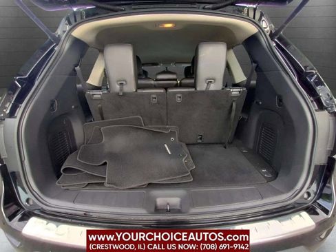 Used 2013 Nissan Pathfinder SL image 23