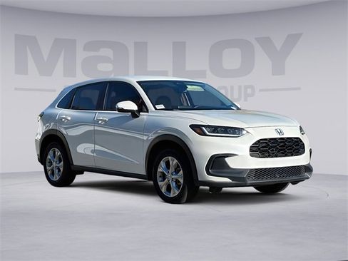 Used 2023 Honda HR-V LX image 1