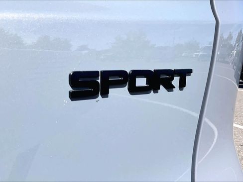 Used 2025 Honda CR-V Sport-L image 9