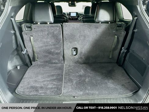 Used 2024 Toyota Highlander XSE image 26