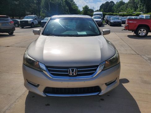 Used 2013 Honda Accord EX image 2