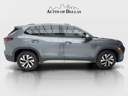 Used 2025 Volkswagen Tiguan S FWD image 6
