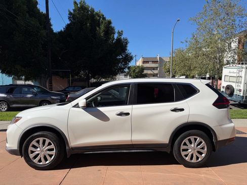 Used 2018 Nissan Rogue S image 6