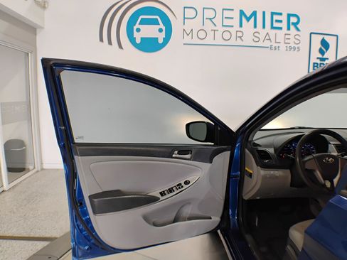 Used 2016 Hyundai Accent SE FWD image 57