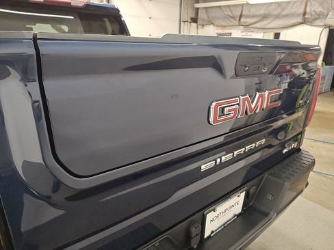 Used 2020 GMC Sierra 1500 AT4 image 34