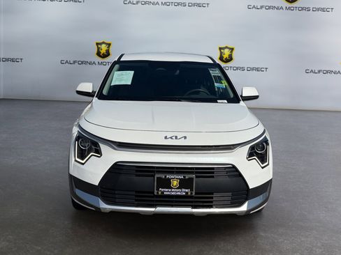 Used 2024 Kia Niro LX FWD image 8