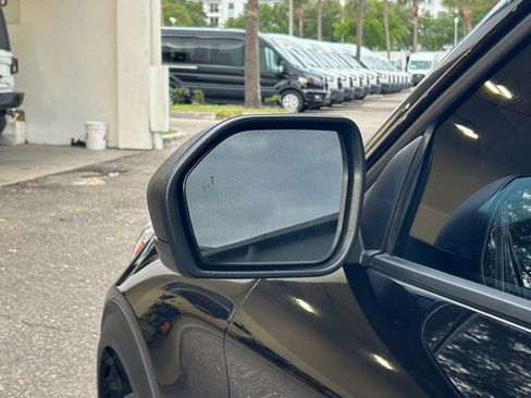 Used 2022 Ford Explorer XLT w/ Equipment Group 202A image 16