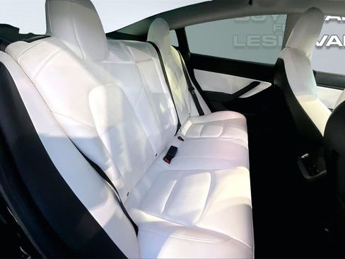 Used 2021 Tesla Model 3 Performance image 27