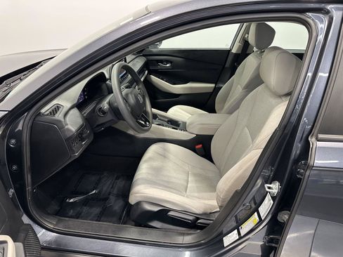 Certified 2023 Honda Accord LX image 11