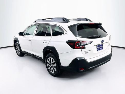 Certified 2024 Subaru Outback Premium AWD/4WD image 7