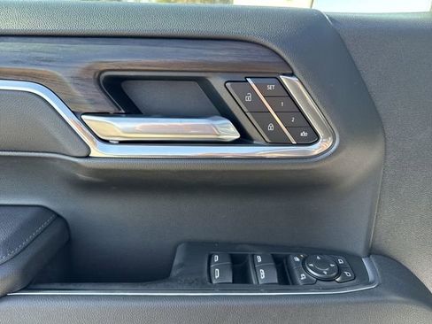 New 2026 GMC Sierra 1500 SLT w/ SLT Premium Plus Package RWD image 13