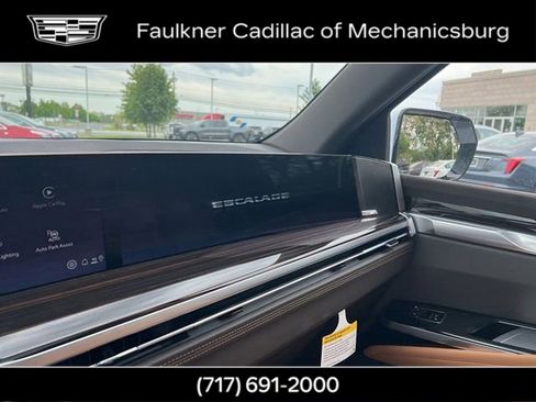Used 2026 Cadillac Escalade Luxury w/ Touring Package AWD/4WD image 26