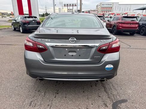 Used 2018 Nissan Altima 2.5 SR w/ SR Special Edition FWD image 6