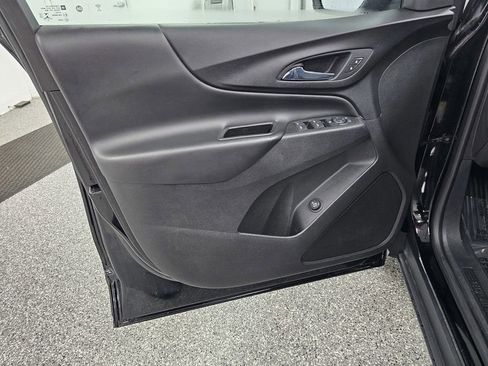 Used 2020 Chevrolet Equinox LT image 13