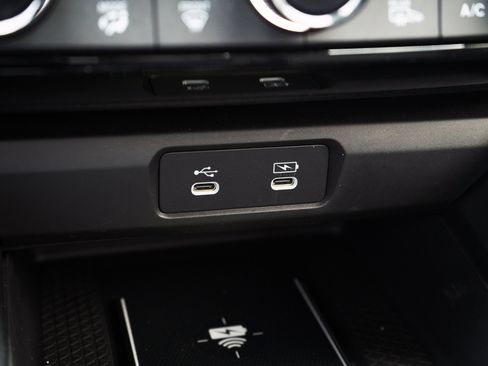 Used 2023 Honda Accord Touring image 34