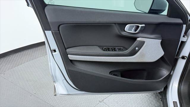 Used 2022 Polestar Polestar 2 w/ Plus Package AWD/4WD image 12
