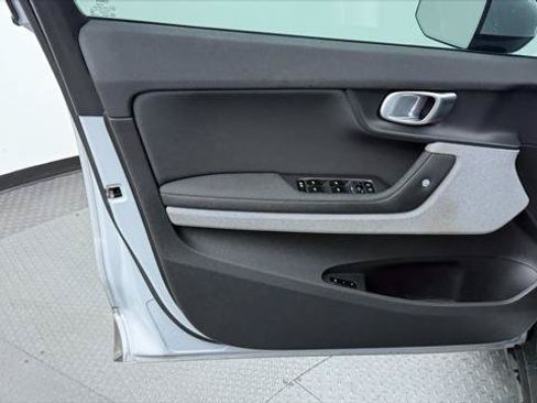 Used 2022 Polestar Polestar 2 w/ Plus Package AWD/4WD image 12
