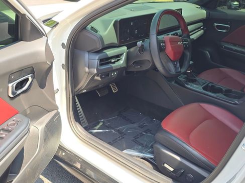 Certified 2025 Kia K4 GT-Line Turbo FWD image 9