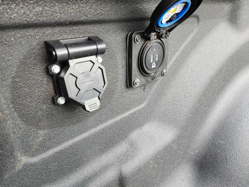 Used 2023 RAM 3500 Laramie image 34