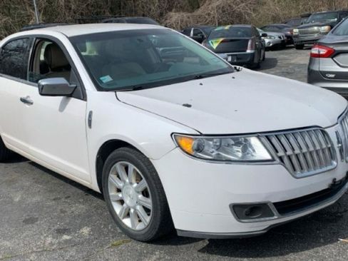 Used 2012 Lincoln MKZ FWD image 3