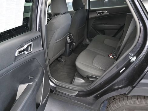 Used 2026 Kia Sportage LX FWD image 16