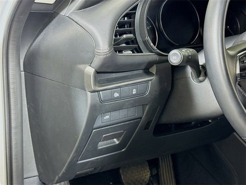 Used 2025 MAZDA MAZDA3 s image 8