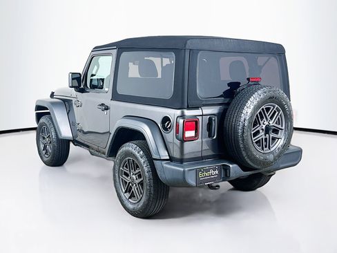 Used 2024 Jeep Wrangler Sport S image 5