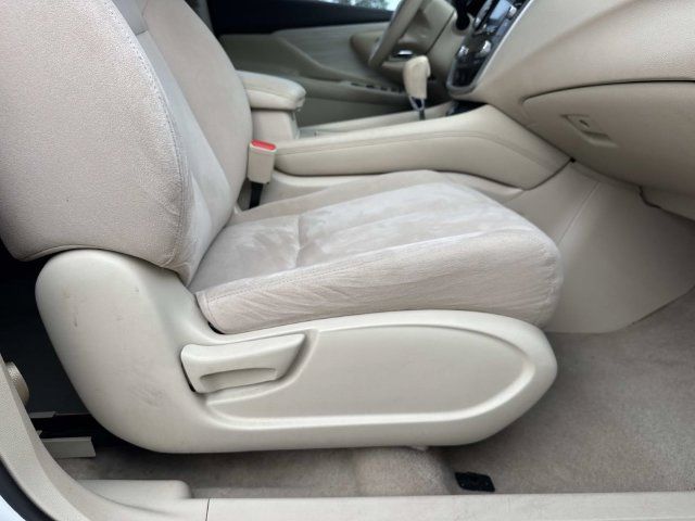 Used 2015 Nissan Murano S FWD image 11