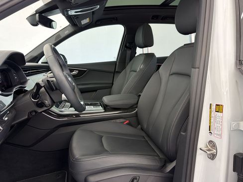 Certified 2026 Audi Q7 2.0T Premium w/ Convenience Plus Package AWD/4WD image 5