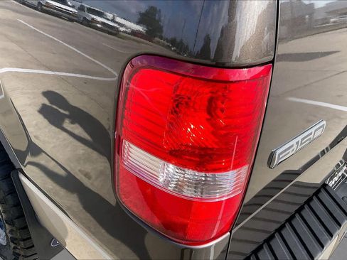 Used 2007 Ford F150 XLT RWD image 25