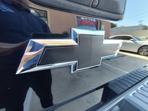 Used 2016 Chevrolet Silverado 1500 LT w/ Texas Edition image 15