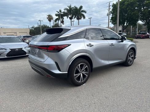 Used 2025 Lexus RX 350 Premium w/ Accessory Package (K3) FWD image 6