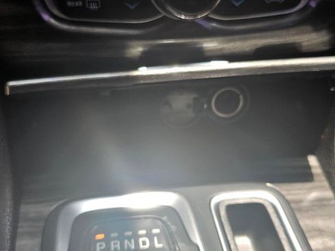 Used 2019 Chrysler 300 Touring w/ Sport Appearance Package RWD image 55