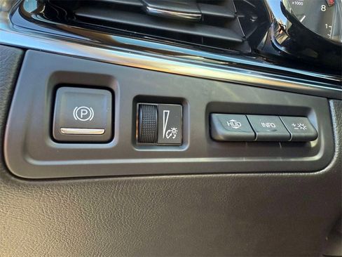 New 2025 Cadillac XT6 Premium Luxury image 19