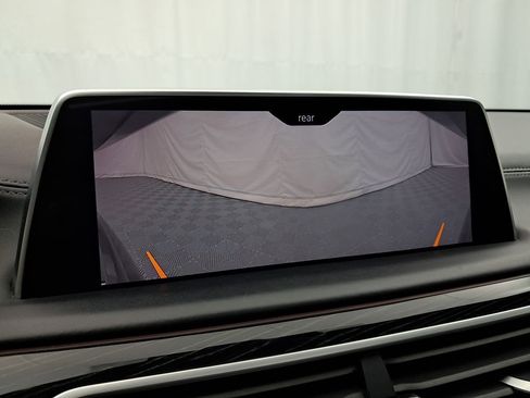 Used 2019 BMW 750i xDrive 750i xDrive Executive, M Sport w/ Executive Package image 24