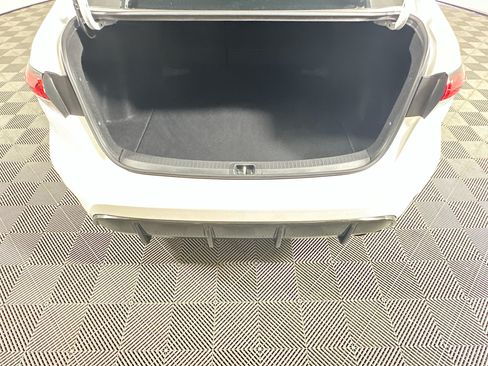 Used 2024 Toyota Corolla SE FWD image 31