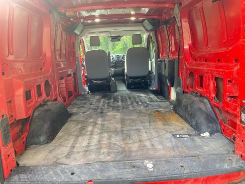 Used 2018 Ford Transit 150 130 Low Roof RWD image 17