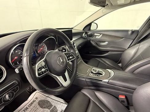 Used 2019 Mercedes-Benz C 300 Sedan image 6