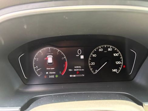 Used 2023 Honda Pilot EX-L image 18