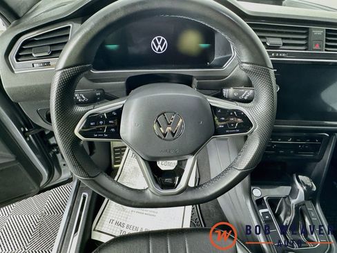 Used 2024 Volkswagen Tiguan SE R-Line AWD/4WD image 13