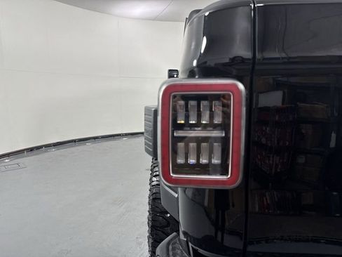 Used 2023 Jeep Gladiator Willys image 30