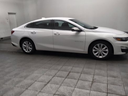 Used 2023 Chevrolet Malibu LT FWD image 11