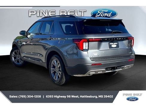 New 2026 Ford Explorer Active AWD/4WD image 2