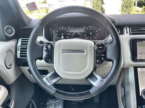 Used 2020 Land Rover Range Rover Long Wheelbase HSE image 22