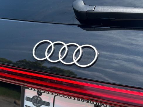 Used 2025 Audi Q5 Premium Plus AWD/4WD image 49