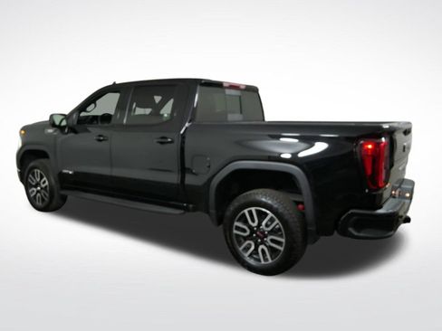 Used 2025 GMC Sierra 1500 AT4 w/ AT4 Premium Package AWD/4WD image 7